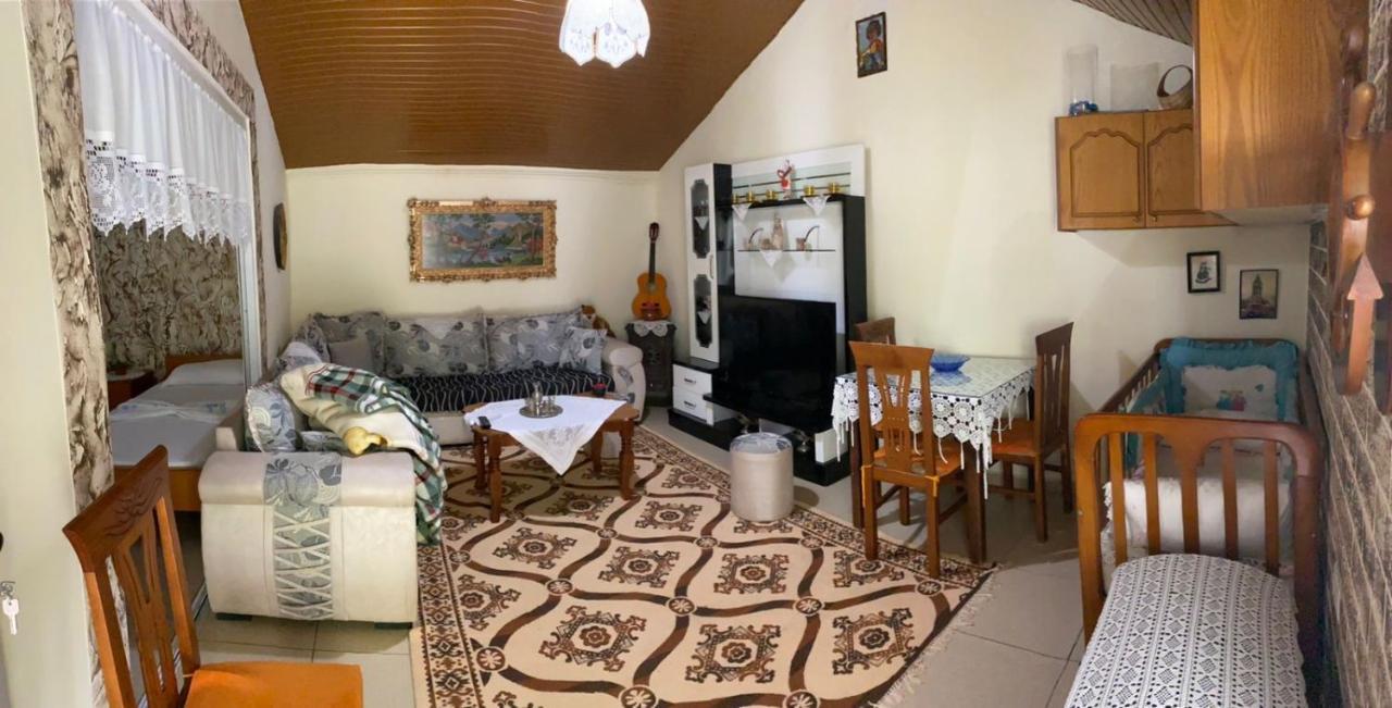 Kasaj Vakantiehuis Gjirokastër